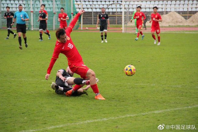 公交车被cao得合不拢腿